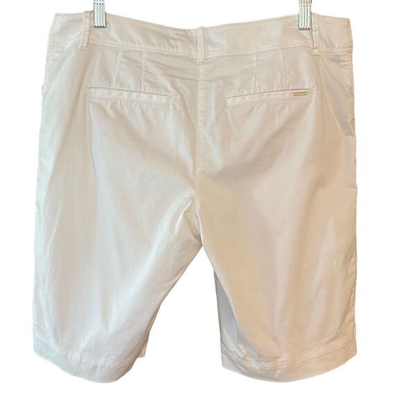 WHBM Sz 8 White Bermuda Side Pocket Front Zip Button Summer Athletic Shorts - Picture 3 of 6